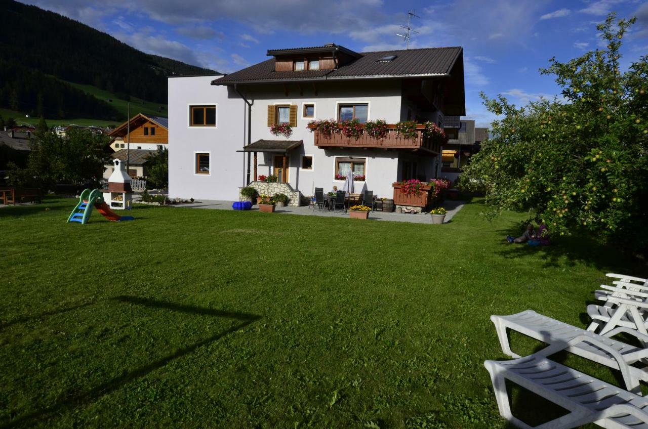Haus Cosso Leilighet Villabassa Eksteriør bilde